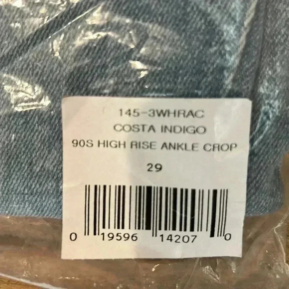 RE/DONE 90’s Ultra High Rise Ankle Crop in Costa Indigo - Picture 3 of 4